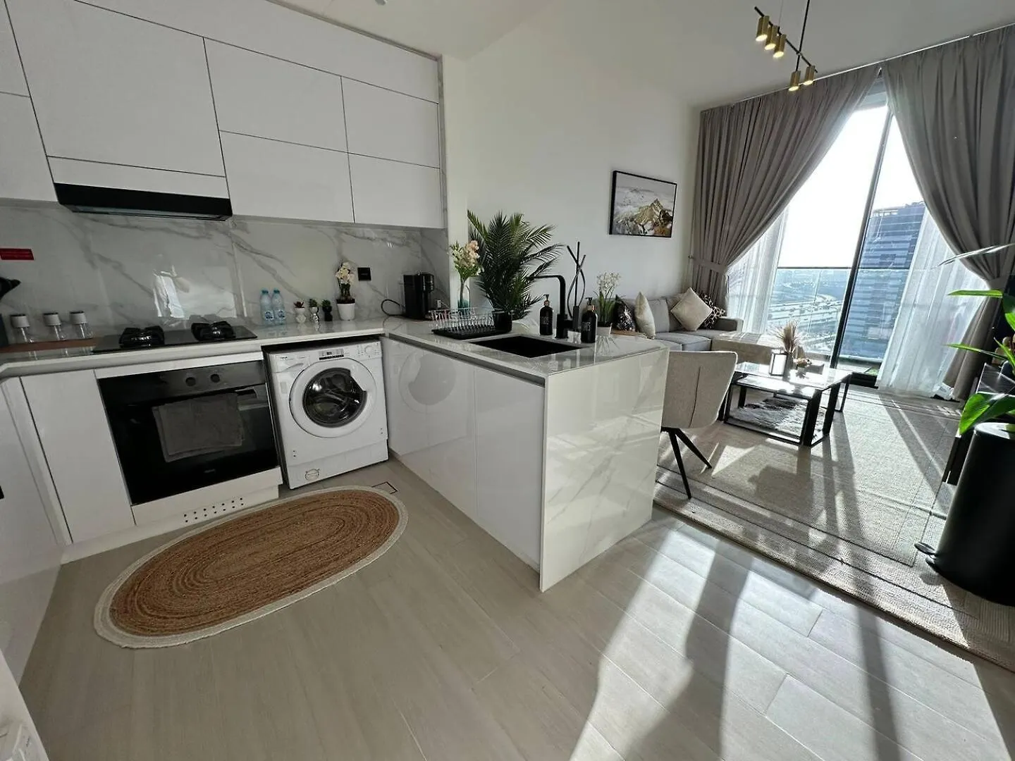 Gorgeous 1Br Apt In Jvc Dubai